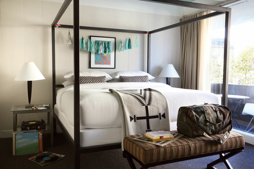 Hotel Phoenix 3*